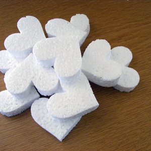 Hungarocell szívek 6x6.5cm - kellékek & szerszámok - méteráru - dekorációs alapanyag - Meska.hu Hungarocell szívek 6x6.5cm - kellékek & szerszámok - méteráru - dekorációs alapanyag - Meska.hu