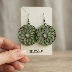 Fa fülbevaló - zöld 4cm - ékszer - fülbevaló - lógós kerek fülbevaló - Meska.hu