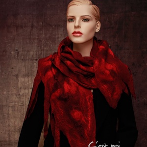 Nemezelt bordó gyapjú selyem sál  - ruha & divat - sál, sapka, kendő - sál - Meska.hu