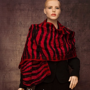 selyemre nemezelt piros  fekete stóla   - ruha & divat - sál, sapka, kendő - sál - Meska.hu