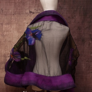 Íriszes lila  selyemre muszlinra nemezelt gyapjú stóla ,különleges  alkalomra - ruha & divat - sál, sapka, kendő - sál - Meska.hu