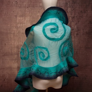 Kék selyemre muszlinra nemezelt gyapjú stóla ,különleges  alkalomra - ruha & divat - sál, sapka, kendő - sál - Meska.hu