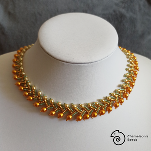Golden Orange Elegance nyaklánc, Ékszer, Nyaklánc, Gyöngyös nyaklánc, Ékszerkészítés, Gyöngyfűzés, gyöngyhímzés, MESKA