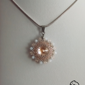 Vintage Rose and Alabaster Mandala fülbevaló és nyaklánc - ékszer - ékszerszett - Meska.hu