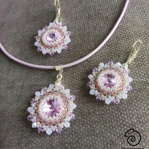 Lilac Violet Mandala fülbevaló és nyaklánc, Ékszer, Ékszerszett, Ékszerkészítés, Gyöngyfűzés, gyöngyhímzés, MESKA