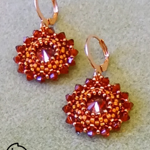 Gold and Garnet Mandala fülbevaló - ékszer - fülbevaló - lógós kerek fülbevaló - Meska.hu