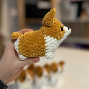 Corgi kutyus a gyerekek kezébe - játék & sport - plüssállat & játékfigura - kutya - Meska.hu