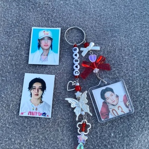 Stray Kids Leeknow kulcstartó és ID photocard (lomo) - táska & tok - kulcstartó & táskadísz - kulcstartó - Meska.hu