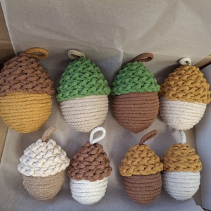 Horgolt makk dekoráció, Otthon & Életmód, Dekoráció, Asztal és polc dekoráció, Asztaldísz, Horgolás, MESKA