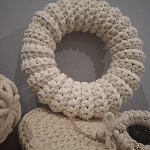 Horgolt koszorú, ajtókopogtató alap - Meska.hu