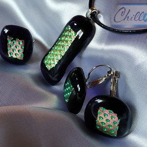 Csillogó csoda - Sötétlila dichroic üvegékszer medál fülbevalóval és gyűrűvel - ékszer - ékszerszett - Meska.hu