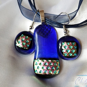 Királykék karácsonyfadíszek - átlátszó ékszerüveg medál és lógós fülbevaló - ékszer - ékszerszett - Meska.hu