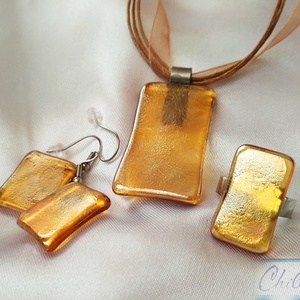 Csillogó arany minimal design nikkelmentes szett - Irizáló arany üvegékszer medál fülbevalóval és gyűrűvel - ékszer - ékszerszett - Meska.hu