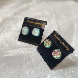 Csillogó ezüst és rózsaszín dichroic antiallergén üvegékszer pötty fülik - ékszer - fülbevaló - pötty fülbevaló - Meska.hu