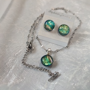 Pici zöldeskék dichroic antiallergén üvegékszer csatos füli és medál  - ékszer - ékszerszett - Meska.hu