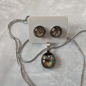 Csillogó színjátszó dichroic antiallergén üvegékszer, pötty füli és medál  - ékszer - ékszerszett - Meska.hu