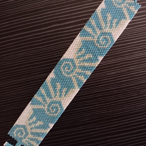 Tengeri csigás karkötő - ékszer - karkötő - gyöngyös karkötő - Meska.hu