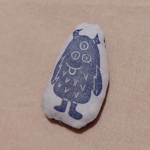 Mini Münyi - szerencsehozó, kabala szörnyecske - otthon & életmód - dekoráció - halloween - halloweeni figurák - Meska.hu