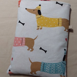 Kutyás, tacskós patchwork neszesszer és könyvtok  - táska & tok - neszesszer - Meska.hu