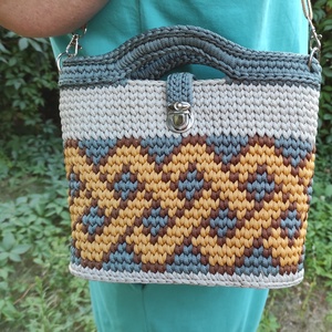 Horgolt táska különleges mintával  - táska & tok - kézitáska & válltáska - kézitáska - Meska.hu