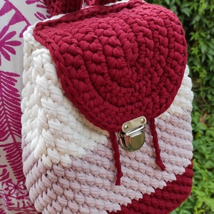 Horgolt hátizsák  - táska & tok - hátizsák - hátizsák - Meska.hu