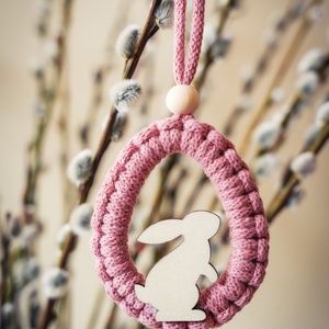 Makramé húsvéti tojás dísz nyuszi dísszel, Otthon & Életmód, Dekoráció, Fali és függő dekoráció, Függődísz, Csomózás, MESKA