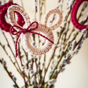 Húsvéti tavaszi makramé nyuszi dísz - otthon & életmód - dekoráció - fali és függő dekoráció - függődísz - Meska.hu