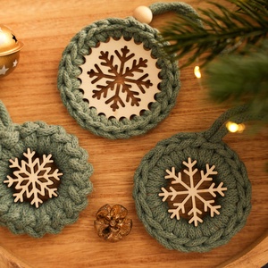 3 darabos horgolt karácsonyfadísz hópehely mintával - Meska.hu