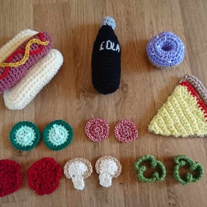 Horgolt játék hotdogos csomag  - játék & sport - szerepjáték - Meska.hu