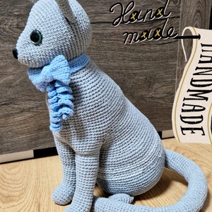 Amigurumi technikával kézzel horgolt Élethű cica 40cm magas  - játék & sport - plüssállat & játékfigura - cica - Meska.hu