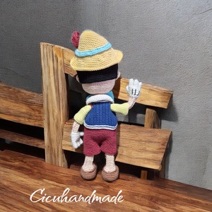 Pinokkió Amigurumi horgolt  - játék & sport - plüssállat & játékfigura - más figura - Meska.hu