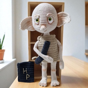 Amigurumi technikával horgolt Dobby a házimanó , Játék & Sport, Plüssállat & Játékfigura, Manó, Horgolás, MESKA
