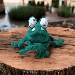 Amigurumi horgolt Béka  - Meska.hu
