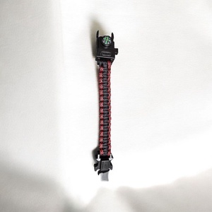 Eredeti Paracord zsinórból, túlélő csattal karkötő  - ékszer - karkötő - széles karkötő - Meska.hu