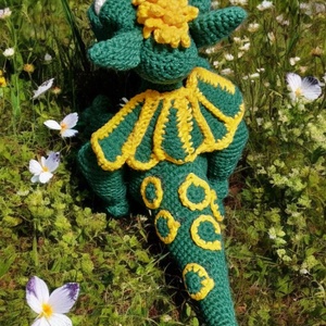 Dragon horgolt - játék & sport - plüssállat & játékfigura - plüss mesefigurák - Meska.hu