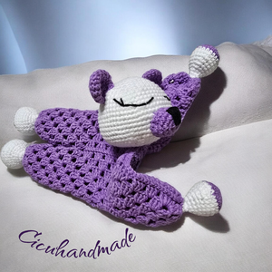 Macis szundikendő horgolt Amigurumi  - baba - mama - baba játékok - szundikendő, alvóka - Meska.hu