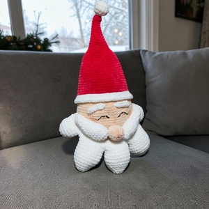 Amigurumi horgolt Mikulás dekoráció  - karácsony - karácsonyi lakásdekoráció - karácsonyfa szoknya, karácsonyfa alátét - Meska.hu
