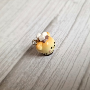 Pillecukros maci cupcake medál - ékszer - nyaklánc - medál - Meska.hu
