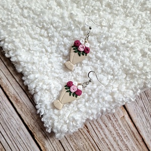 Romantikus rózsás fülbevaló - Virágcsokor - ékszer - fülbevaló - lógó fülbevaló - Meska.hu