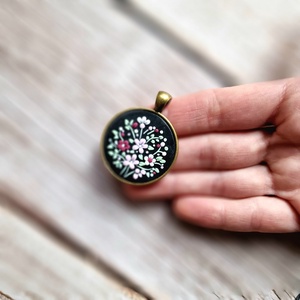 Medál - A kert titka - ékszer - nyaklánc - medál - Meska.hu