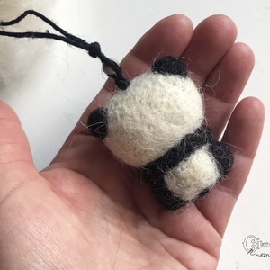 Tűnemezelt mini panda - játék & sport - plüssállat & játékfigura - maci - Meska.hu