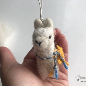 Tűnemezelt mini láma figura - játék & sport - plüssállat & játékfigura - láma - Meska.hu