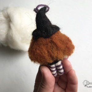 Nemezelt mini boszorkány baba - otthon & életmód - dekoráció - halloween - halloweeni figurák - Meska.hu