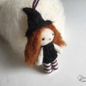 Nemezelt mini boszorkány baba, Otthon & Életmód, Dekoráció, Halloween, Halloweeni figurák, Nemezelés, Kötés, MESKA