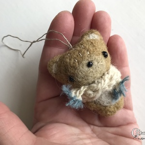 Tűnemezelt maci karácsonyfadísz - karácsony - karácsonyi lakásdekoráció - karácsonyfadíszek - Meska.hu