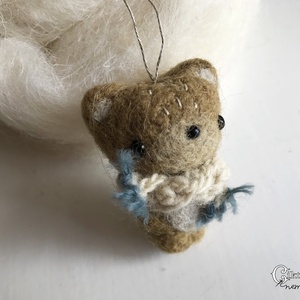 Tűnemezelt maci karácsonyfadísz - Meska.hu