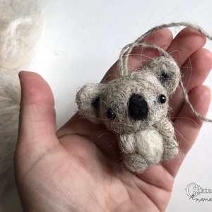 Tűnemezelt aranyos koala - karácsony - karácsonyi lakásdekoráció - karácsonyfadíszek - Meska.hu