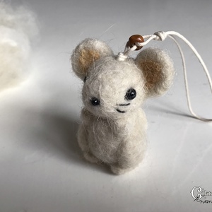 Tűnemezelt fehér kisegér - játék & sport - plüssállat & játékfigura - egér - Meska.hu