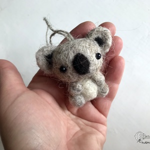 Tűnemezelt aranyos koala - karácsony - karácsonyi lakásdekoráció - karácsonyfadíszek - Meska.hu