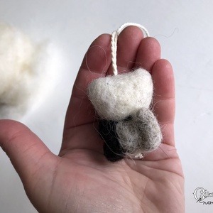 Tűnemez pici borz figura -  - Meska.hu